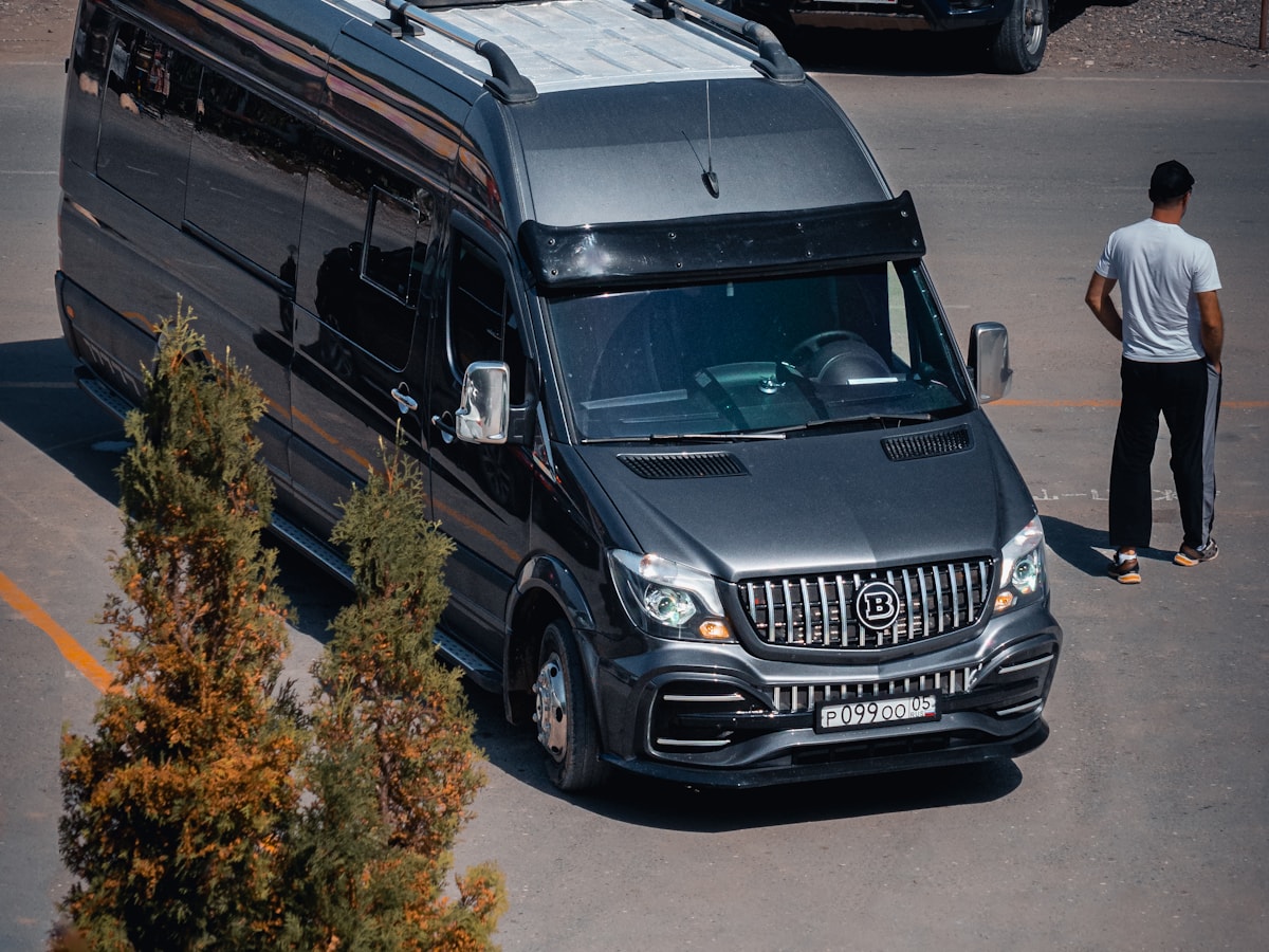 VIP Midibüs